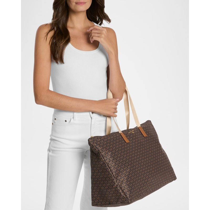 Bolsa Shopper Jet Set Travel Large Signature Logo Print Woven