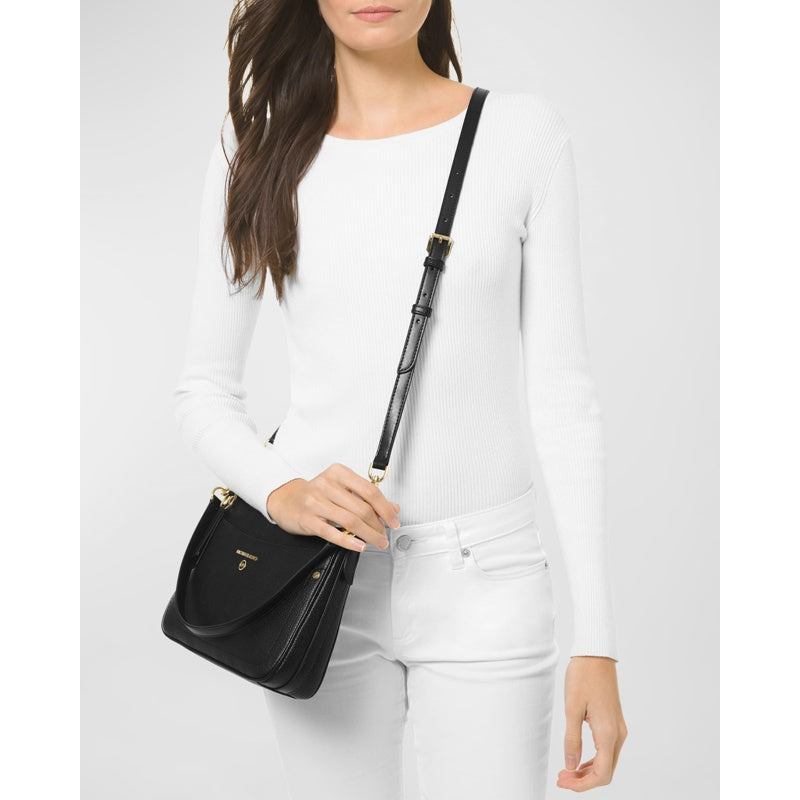 Bolsa Shoulder Jet Set Charm Medium Pochette