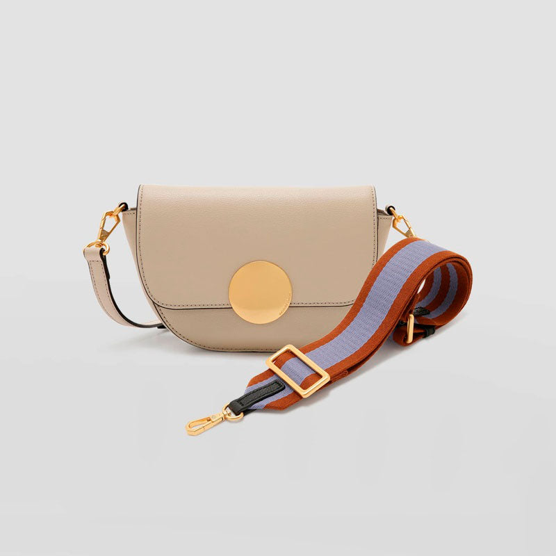 Bolsa Crossbody Lottie Saddle - Mercado de Luxo - O Maior E-Commerce de Bens, Produtos e Serviços de Luxo do Brasil.