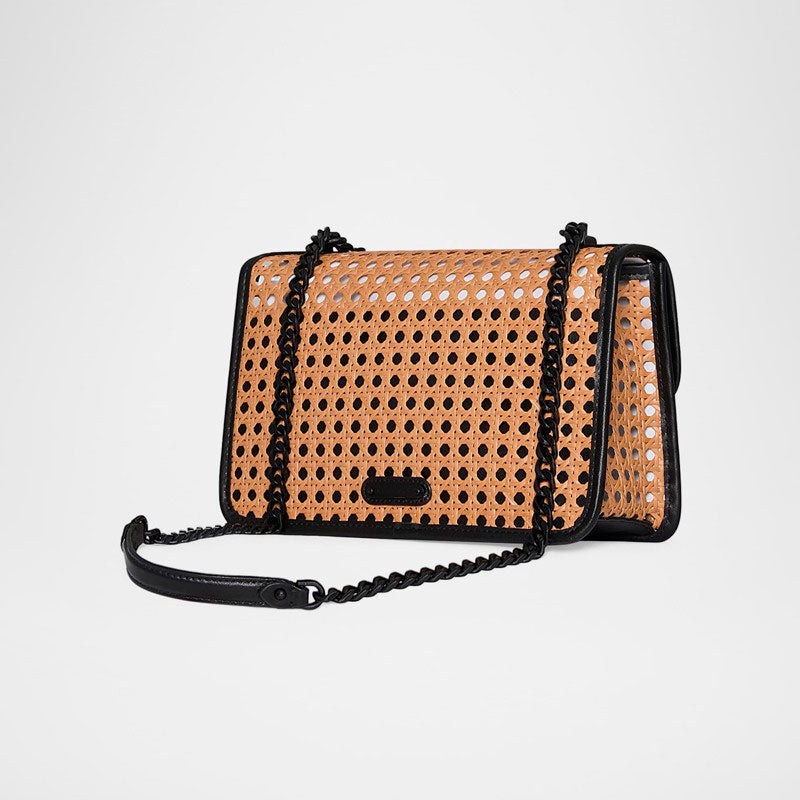 Bolsa Shoulder Megan Flap Cutout - Mercado de Luxo - O Maior E-Commerce de Bens, Produtos e Serviços de Luxo do Brasil.