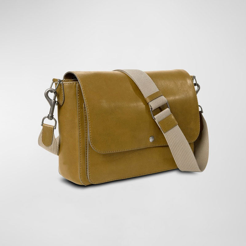 Bolsa Messenger Canfield Relaxed - Mercado de Luxo - O Maior E-Commerce de Bens, Produtos e Serviços de Luxo do Brasil.