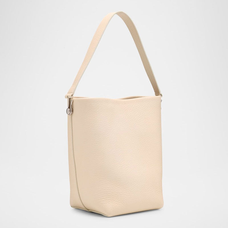 Bolsa Shopper Hook Small N/S Tote Gold in Lux Grained Calfskin - Mercado de Luxo - O Maior E-Commerce de Bens, Produtos e Serviços de Luxo do Brasil.