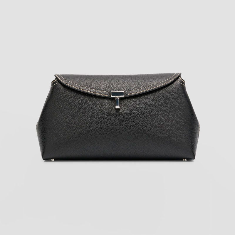 Bolsa Clutch T-Lock  in Pebble Grain - Mercado de Luxo - O Maior E-Commerce de Bens, Produtos e Serviços de Luxo do Brasil.