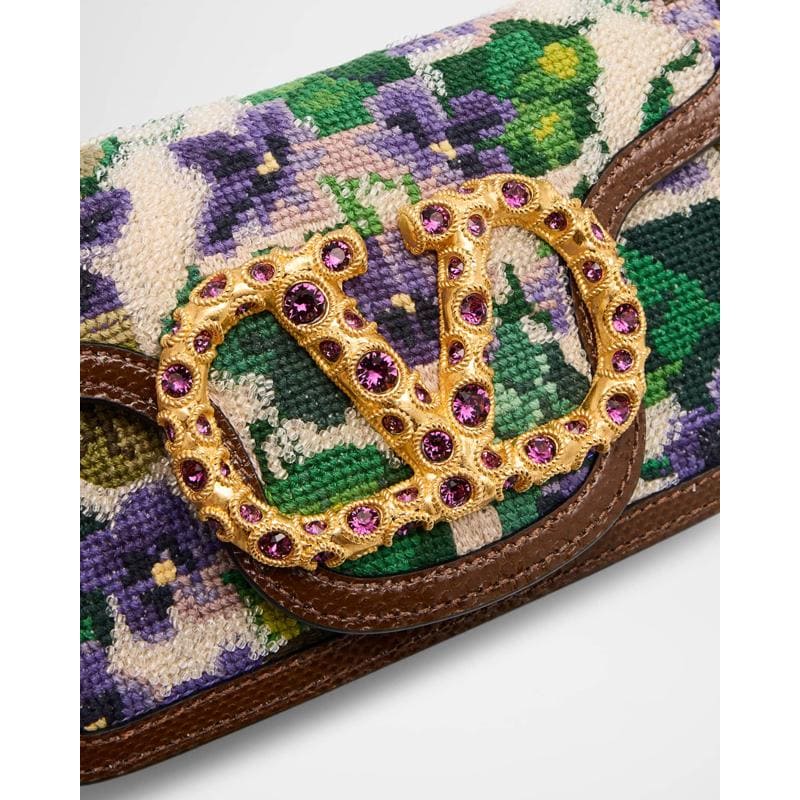 Bolsa Shoulder Loco Embroidered Small with Jewel Logo