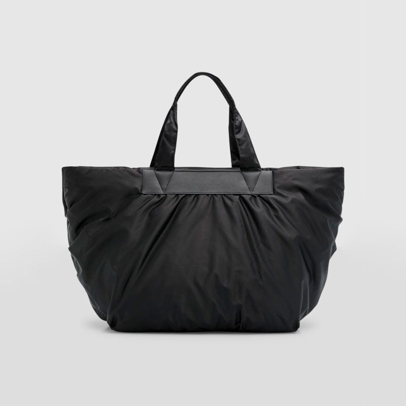Bolsa Shopper Caba Water-Resistant Nylon Weekender - Mercado de Luxo - O Maior E-Commerce de Bens, Produtos e Serviços de Luxo do Brasil.