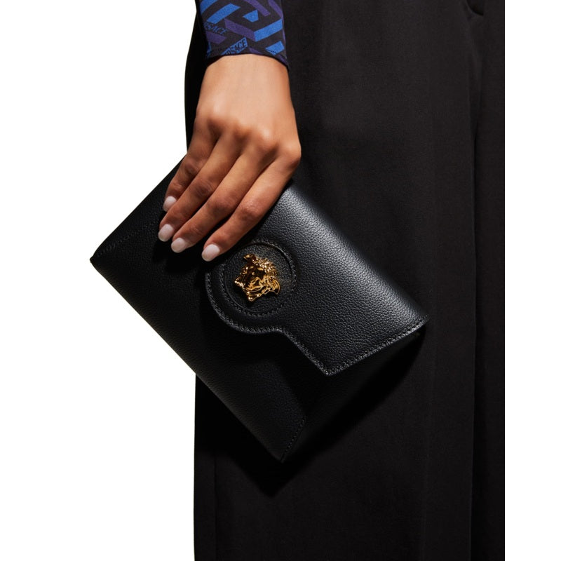 Bolsa Handle La Medusa Envelope Pouch