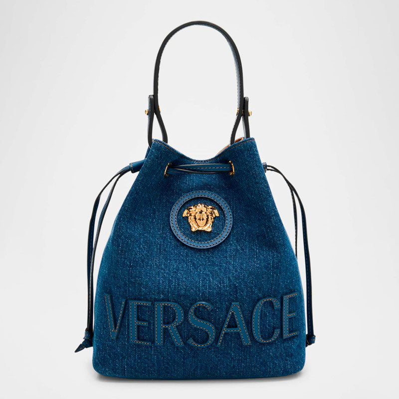 Bolsa Bucket La Medusa Denim - Mercado de Luxo - O Maior E-Commerce de Bens, Produtos e Serviços de Luxo do Brasil.