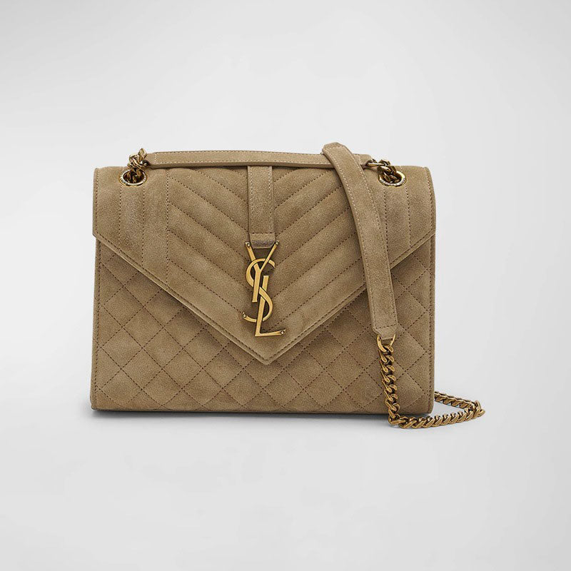 Bolsa Shoulder Envelope Triquilt Medium YSL in Suede - Mercado de Luxo - O Maior E-Commerce de Bens, Produtos e Serviços de Luxo do Brasil.