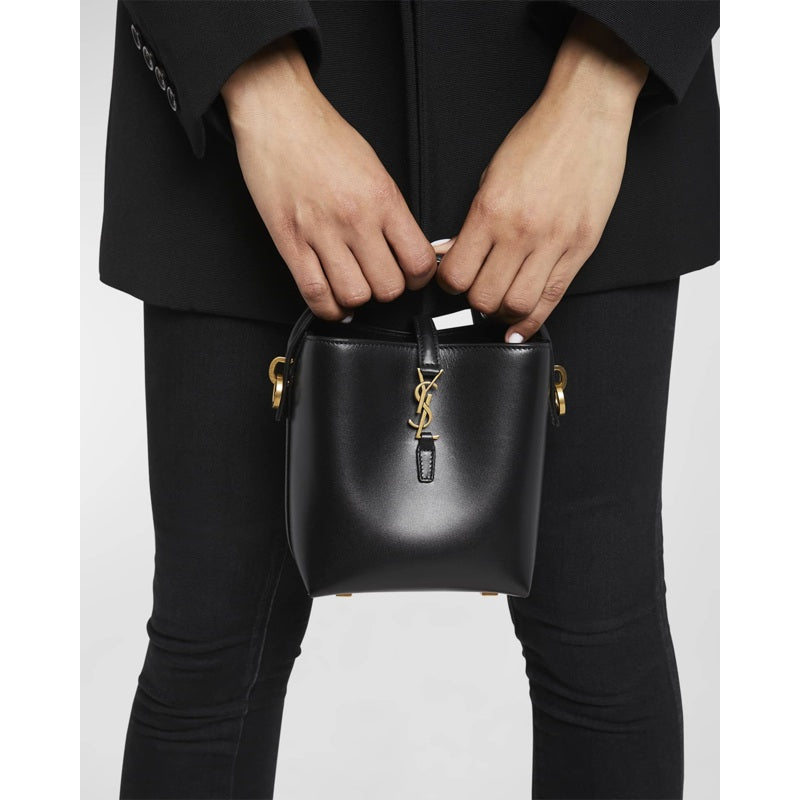 Bolsa Bucket Le 37 Mini YSL in Smooth