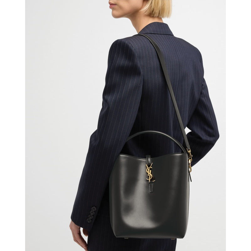 Bolsa Bucket Le 37 YSL in Smooth