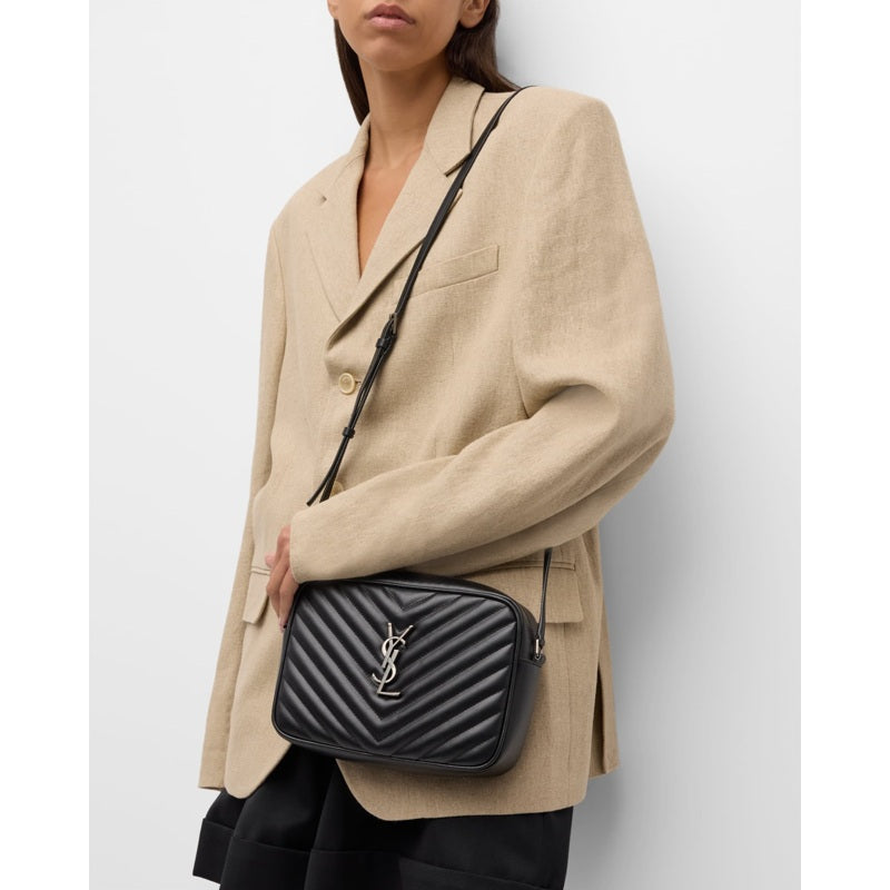 Bolsa Crossbody Lou Medium Camera in Quilted