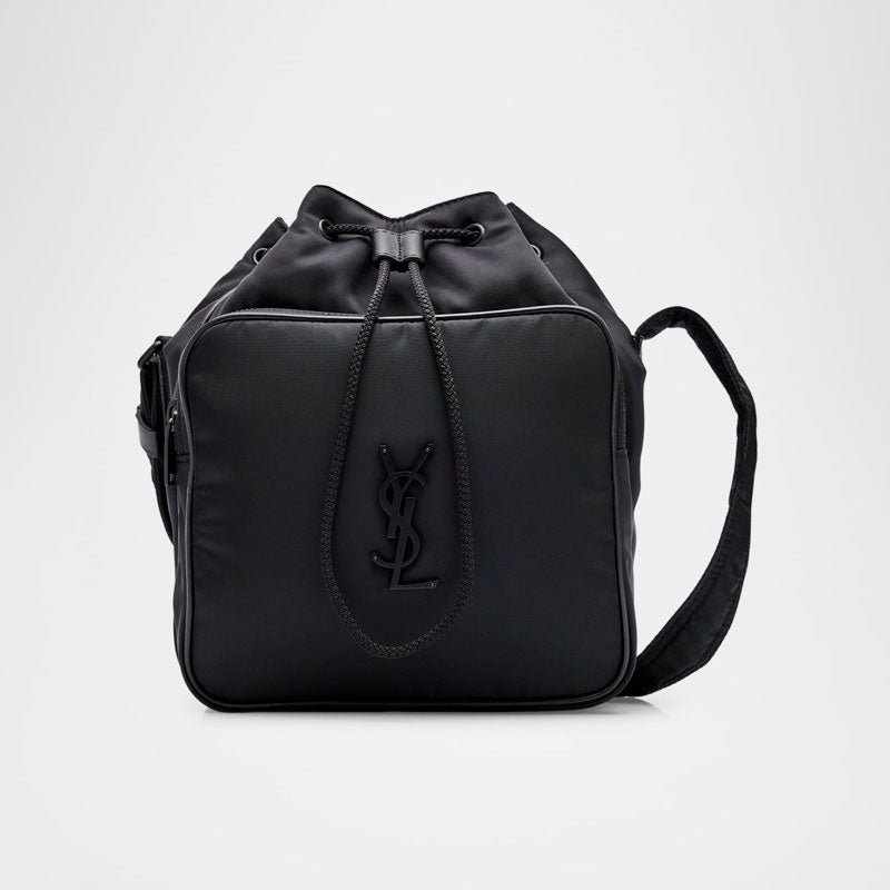 Bolsa Crossbody Niki Small YSL Bucket in Nylon - Mercado de Luxo - O Maior E-Commerce de Bens, Produtos e Serviços de Luxo do Brasil.