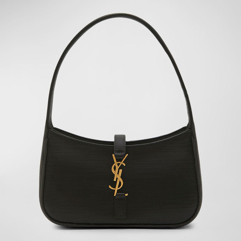 Bolsa Shoulder Le 5 A 7 Mini YSL in Satin - Mercado de Luxo - O Maior E-Commerce de Bens, Produtos e Serviços de Luxo do Brasil.