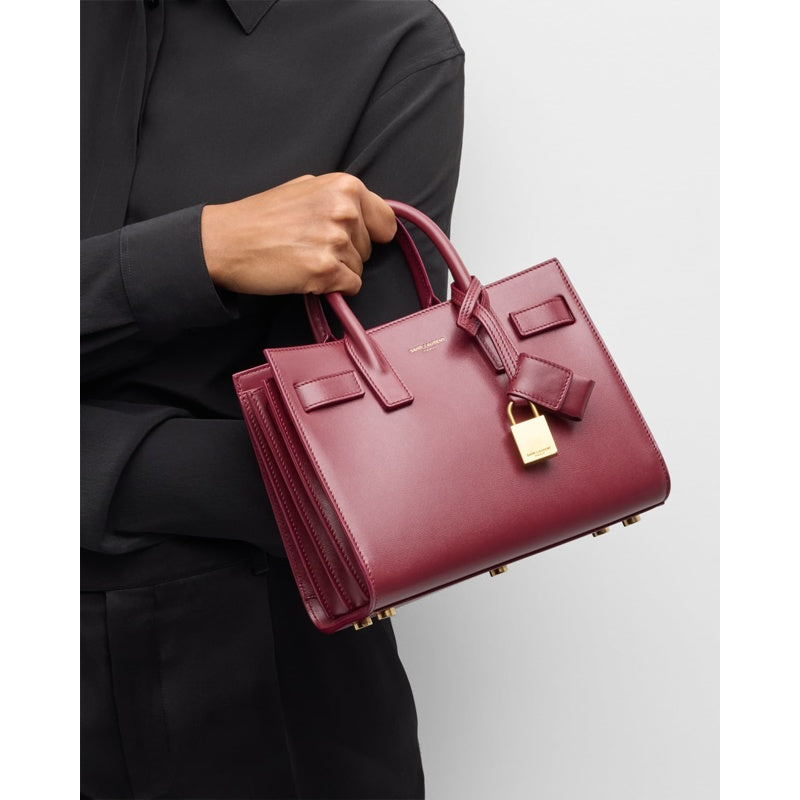 Bolsa Crossbody Sac De Jour Nano in Smooth