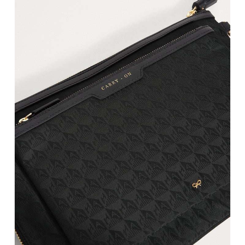 Bolsa Clutch Logo Journey Essentials