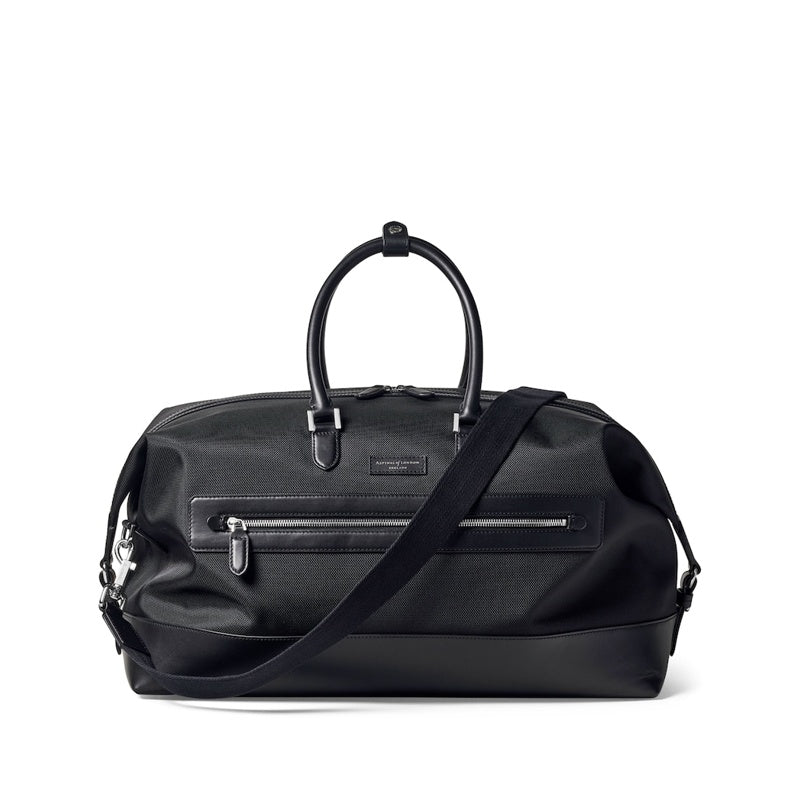 Bolsa Viagem Nylon Holdall - Mercado de Luxo - O Maior E-Commerce de Bens, Produtos e Serviços de Luxo do Brasil.