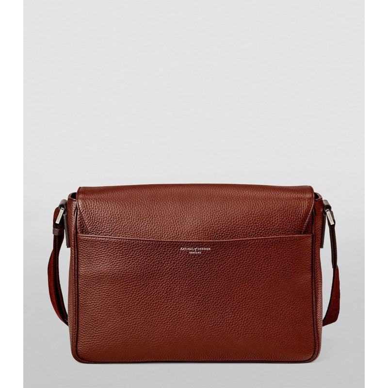 Bolsa Messenger Reporter