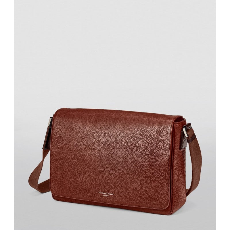 Bolsa Messenger Reporter