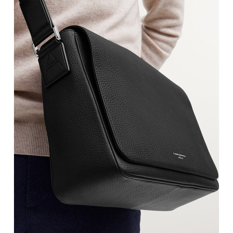Bolsa Messenger Reporter