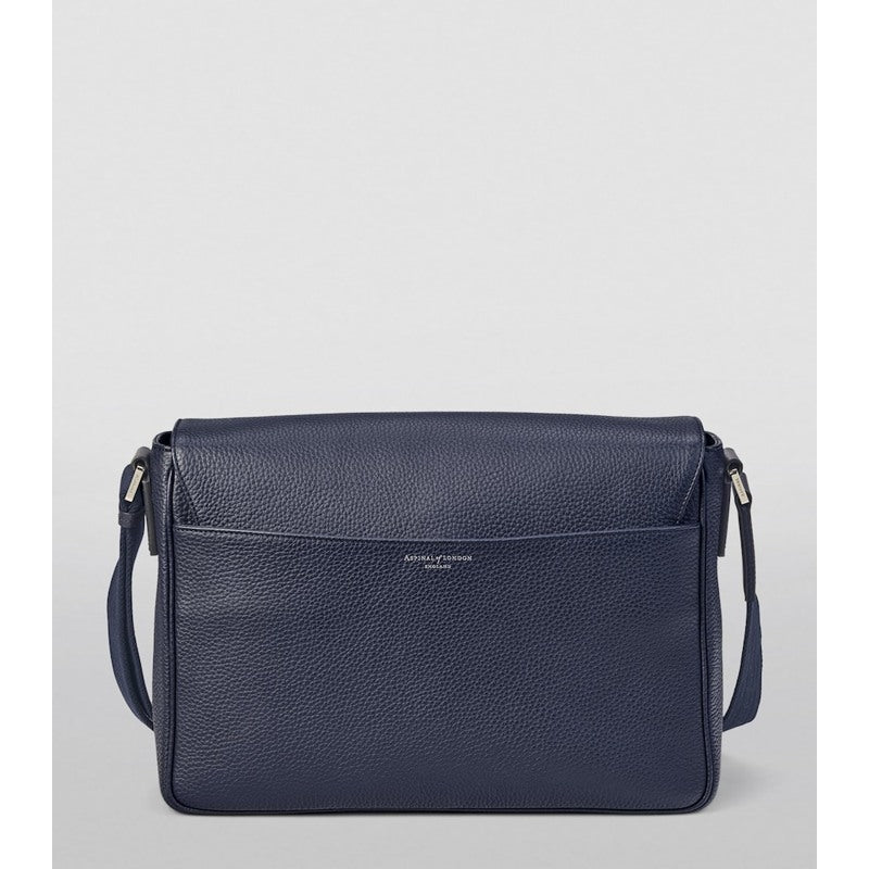 Bolsa Messenger Reporter