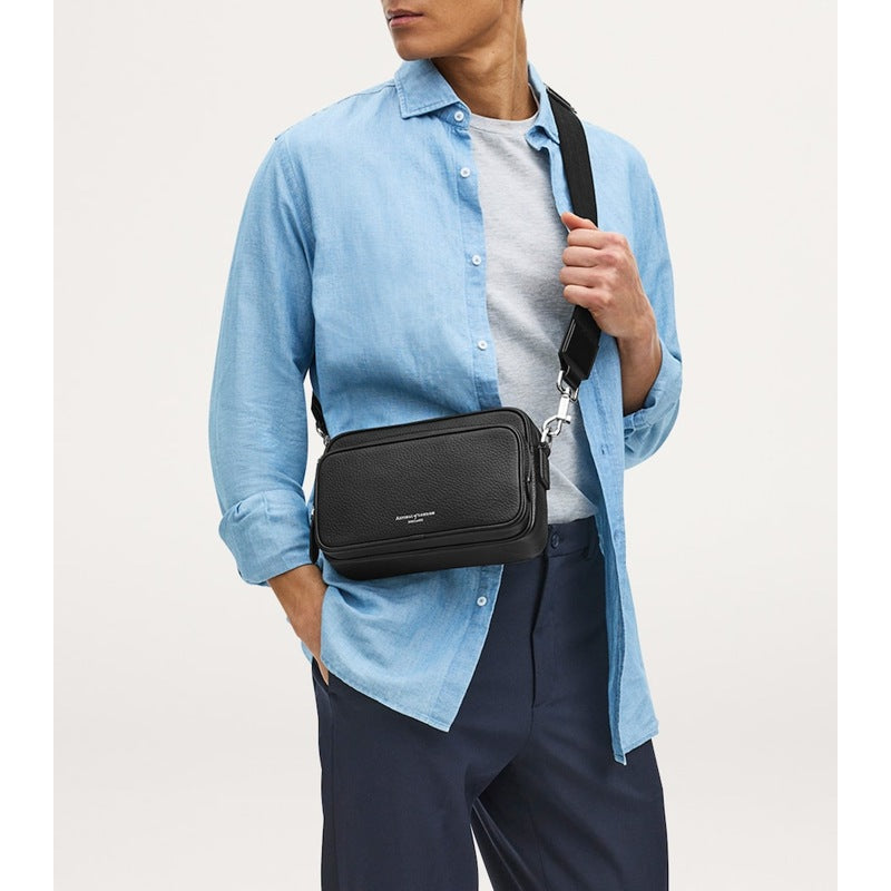 Bolsa Messenger Reporter East West