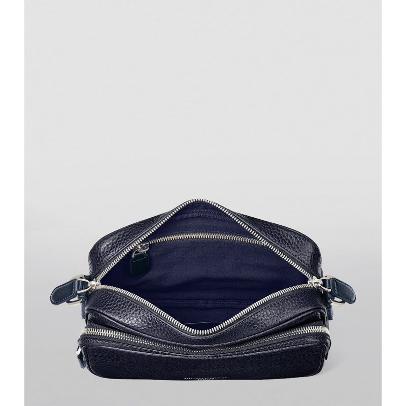 Bolsa Messenger Reporter East West