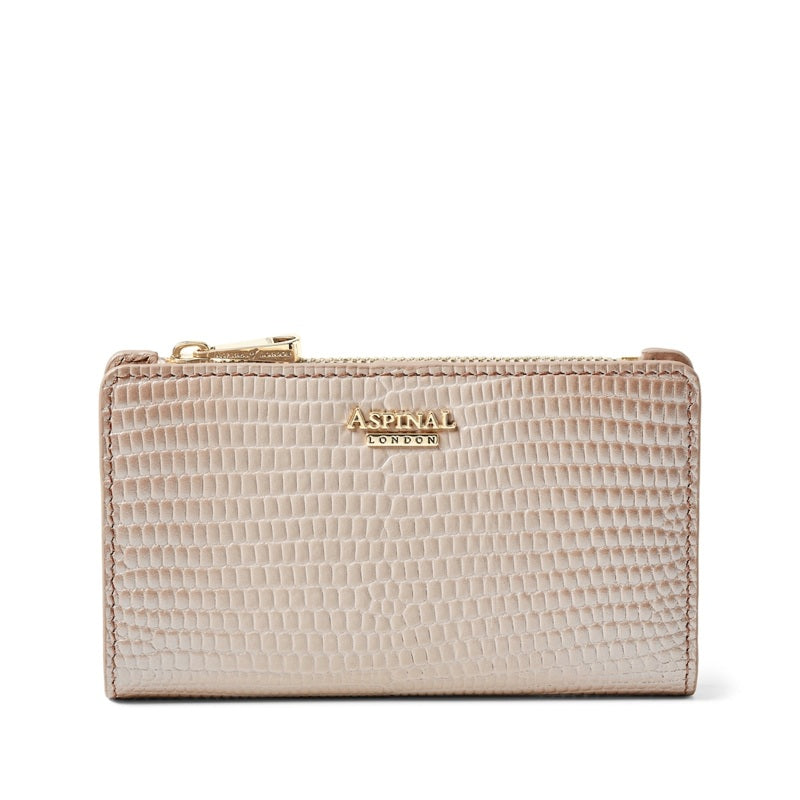 Bolsa Wallet Patent Mayfair - Mercado de Luxo - O Maior E-Commerce de Bens, Produtos e Serviços de Luxo do Brasil.