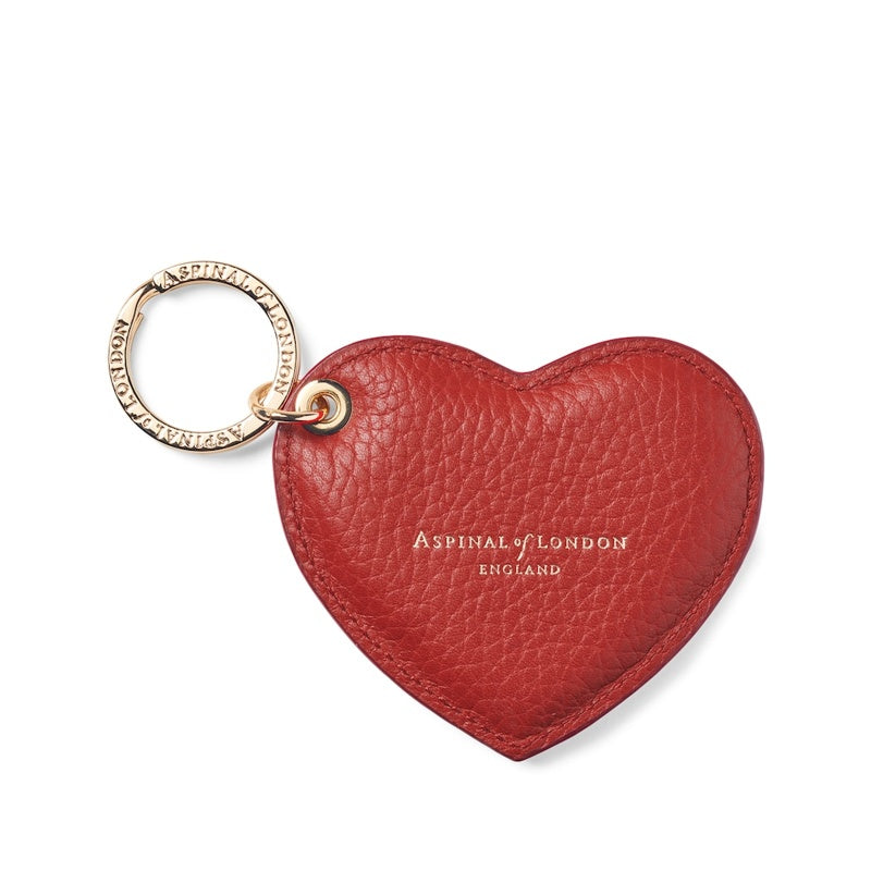 Charms e Acessórios Heart Keyring - Mercado de Luxo - O Maior E-Commerce de Bens, Produtos e Serviços de Luxo do Brasil.