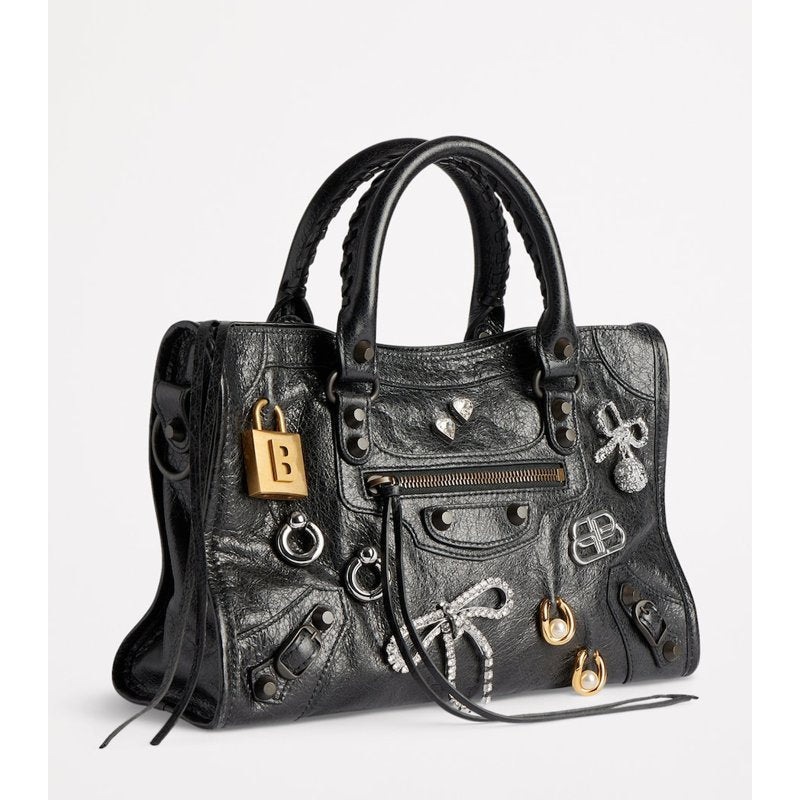 Bolsa Handle Small Lambskin Embellished Le City