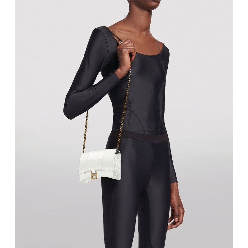 Bolsa Wallet Hourglass Chain