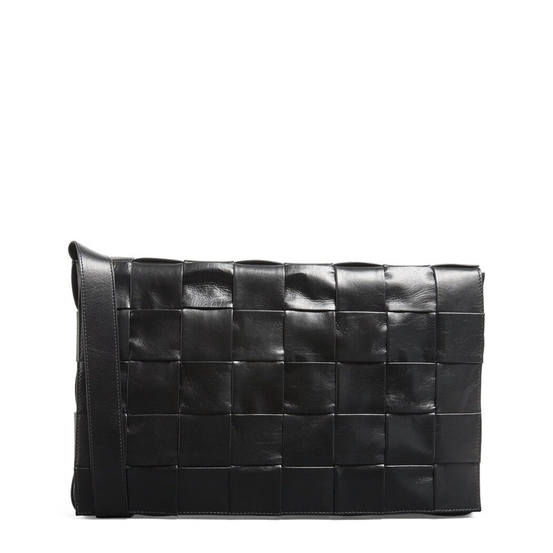 Bolsa Messenger Maxi Cassette - Mercado de Luxo - O Maior E-Commerce de Bens, Produtos e Serviços de Luxo do Brasil.