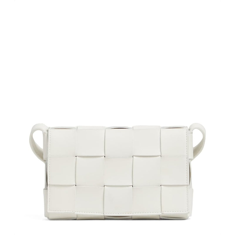 Bolsa Crossbody Small Cassette - Mercado de Luxo - O Maior E-Commerce de Bens, Produtos e Serviços de Luxo do Brasil.