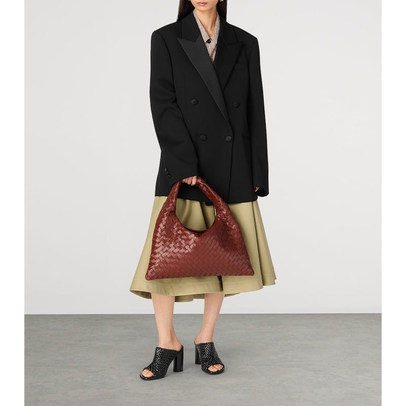 Bolsa Shoulder Calfskin Hop