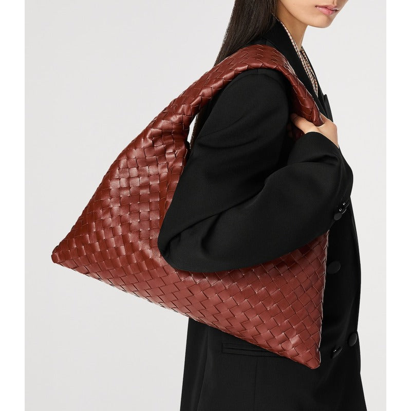 Bolsa Shoulder Calfskin Hop