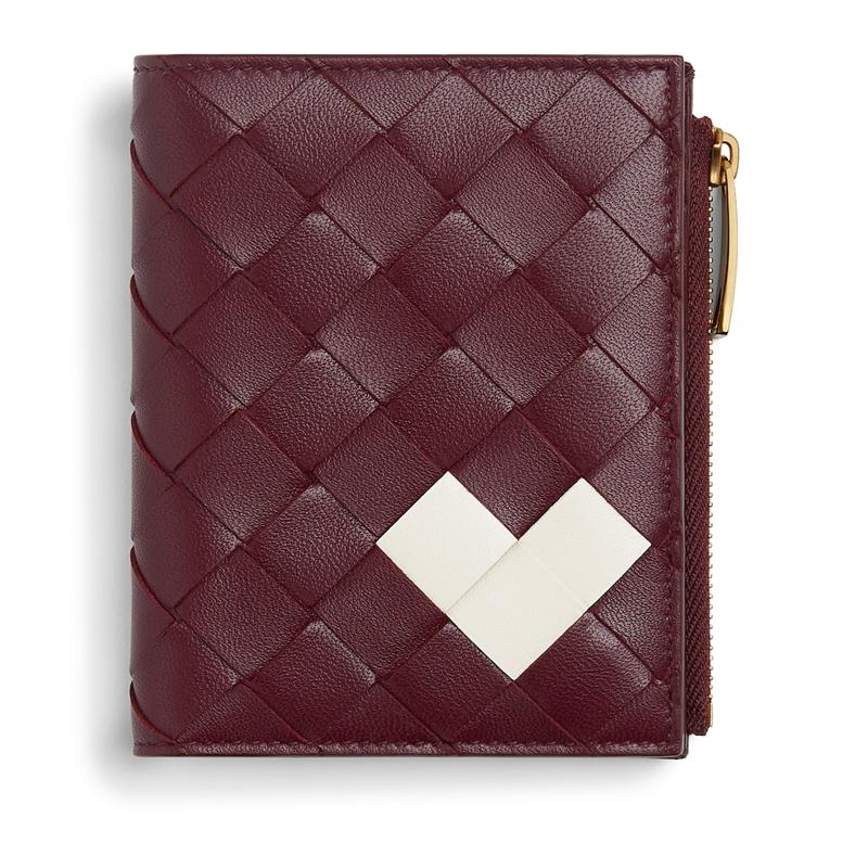 Bolsa Wallet Small Intrecciato Heart Bifold - Mercado de Luxo - O Maior E-Commerce de Bens, Produtos e Serviços de Luxo do Brasil.