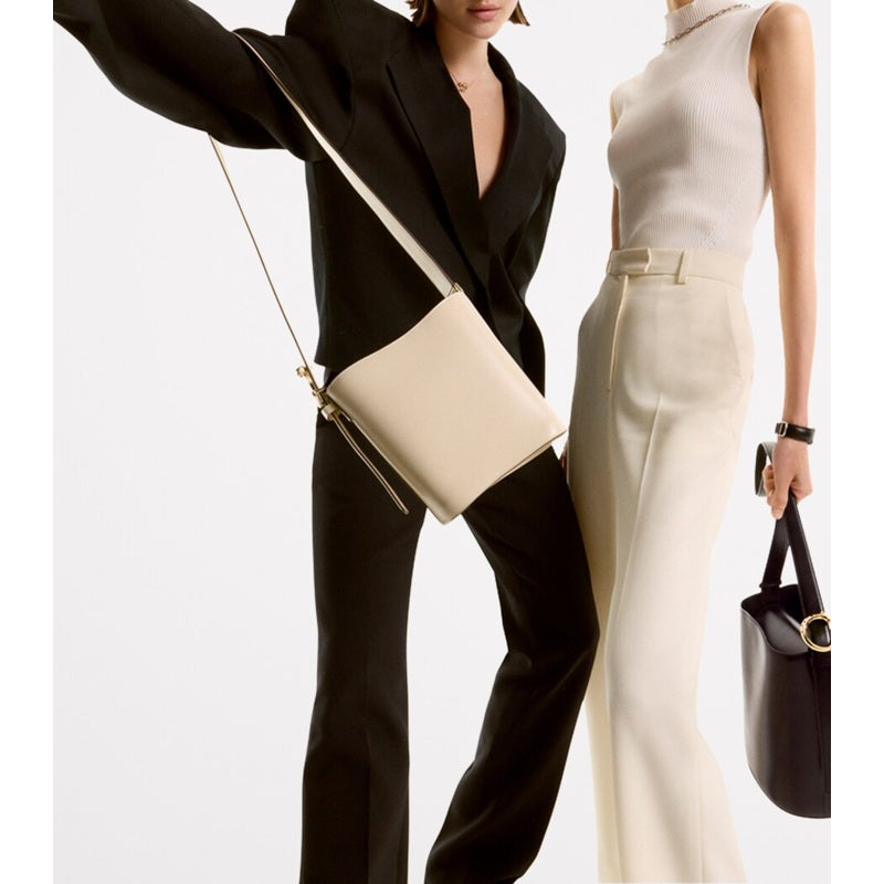 Bolsa Bucket Small Panthère C de Cartier