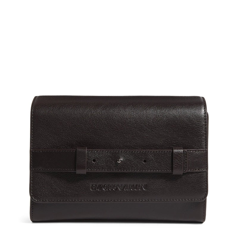 Bolsa Crossbody Embossed Logo Flap - Mercado de Luxo - O Maior E-Commerce de Bens, Produtos e Serviços de Luxo do Brasil.