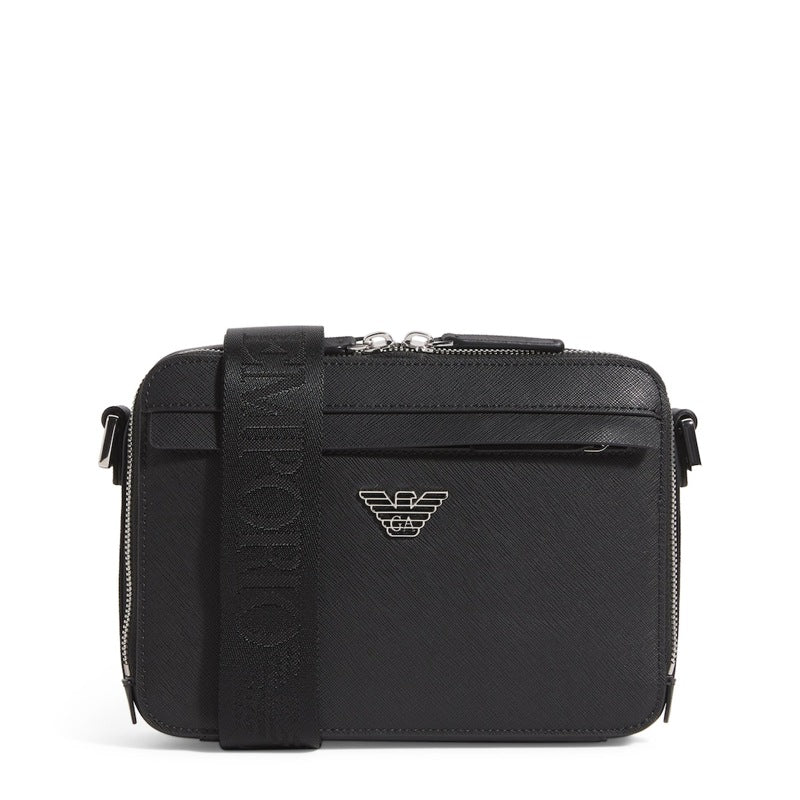 Bolsa Crossbody Logo - Mercado de Luxo - O Maior E-Commerce de Bens, Produtos e Serviços de Luxo do Brasil.