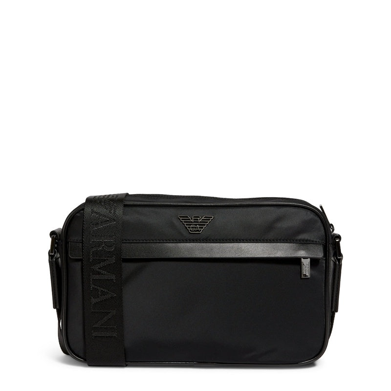 Bolsa Crossbody Recycled Nylon - Mercado de Luxo - O Maior E-Commerce de Bens, Produtos e Serviços de Luxo do Brasil.
