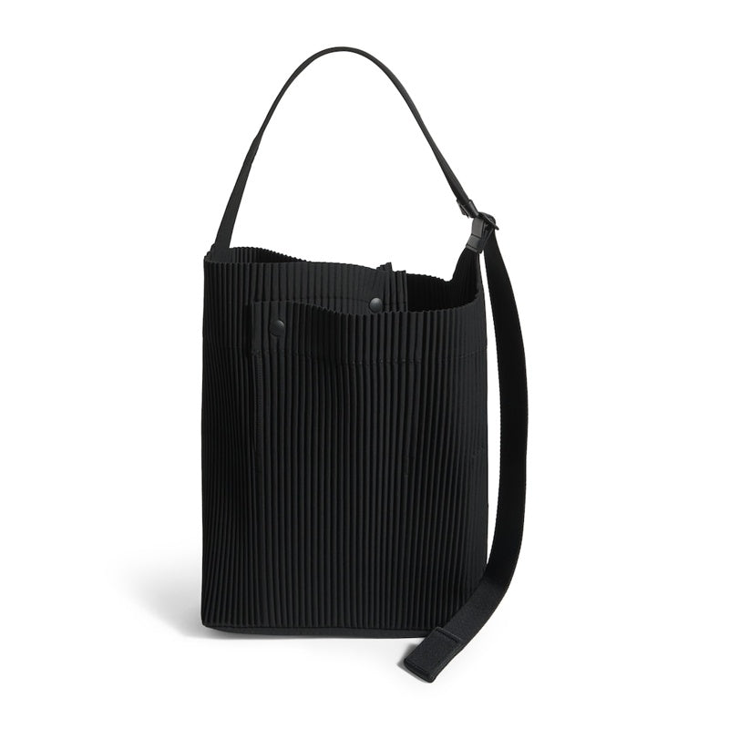 Bolsa Crossbody Pleated Utility - Mercado de Luxo - O Maior E-Commerce de Bens, Produtos e Serviços de Luxo do Brasil.