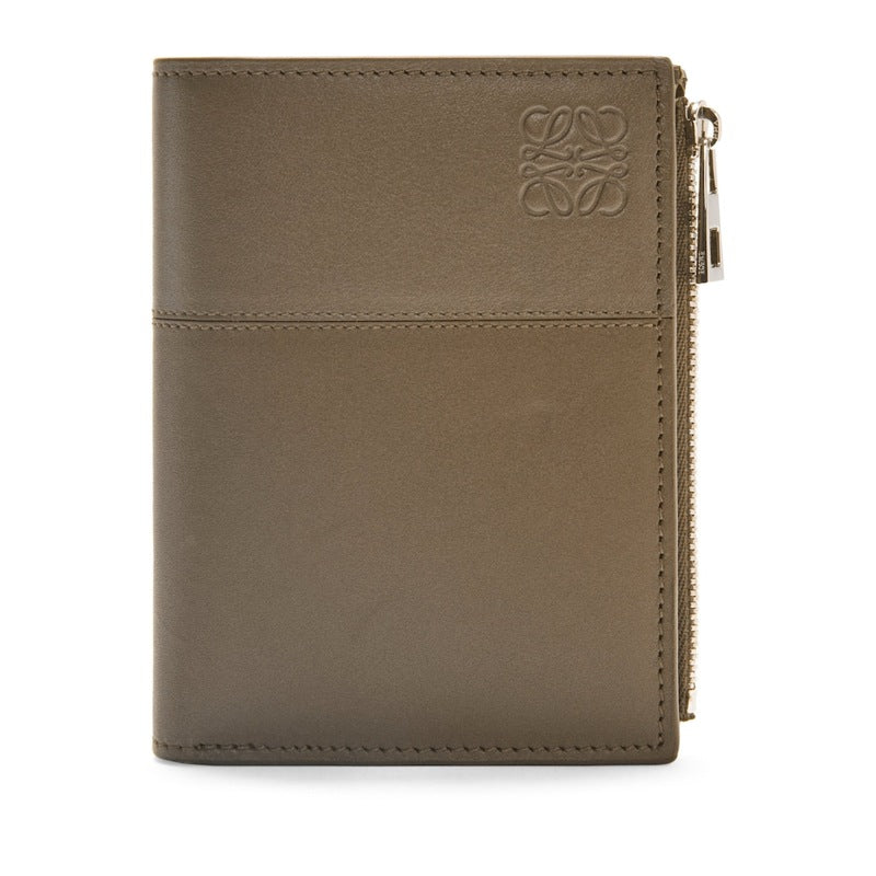 Bolsa Wallet Anagram Bifoldholder - Mercado de Luxo - O Maior E-Commerce de Bens, Produtos e Serviços de Luxo do Brasil.