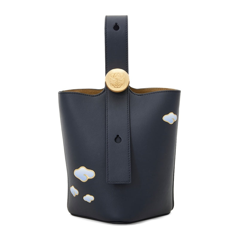 Bolsa Bucket x Suna Fujita Clouds Pebble - Mercado de Luxo - O Maior E-Commerce de Bens, Produtos e Serviços de Luxo do Brasil.
