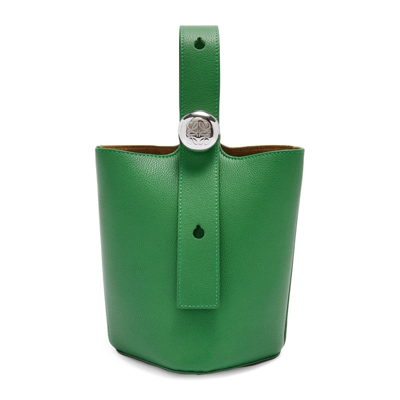 Bolsa Bucket Mini Pebble - Mercado de Luxo - O Maior E-Commerce de Bens, Produtos e Serviços de Luxo do Brasil.