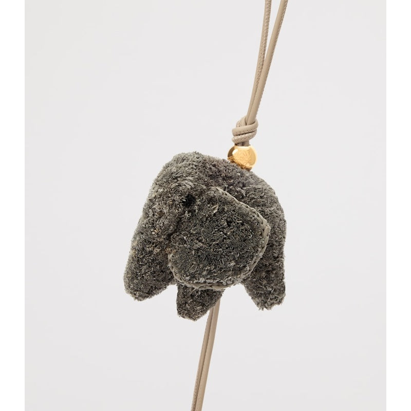 Charms e Acessórios Collab x Paula's Ibiza Raffia Elephant Charm