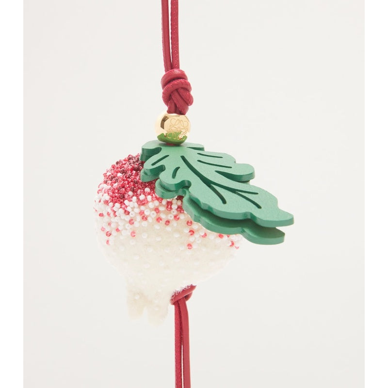 Charms e Acessórios Embellished Radish Charm