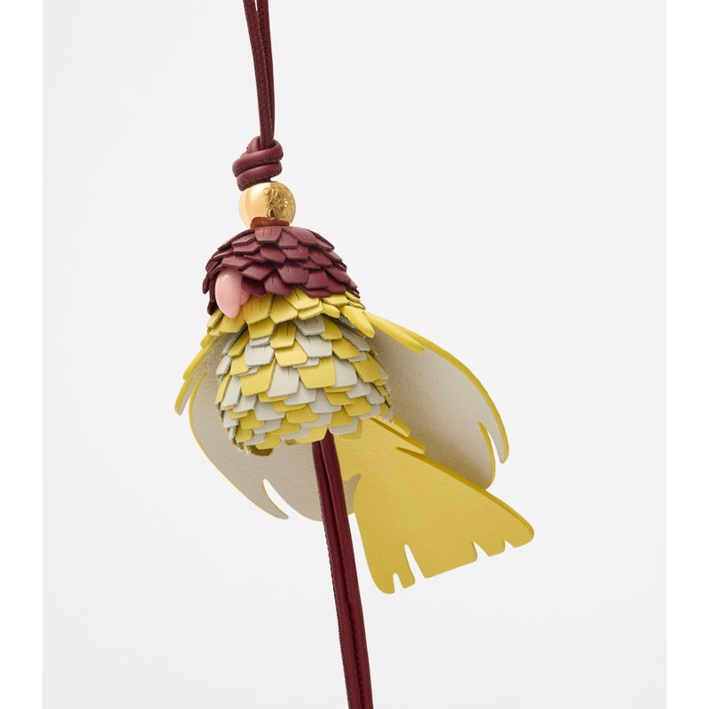 Charms e Acessórios Calfskin Bird Charm - Mercado de Luxo - O Maior E-Commerce de Bens, Produtos e Serviços de Luxo do Brasil.