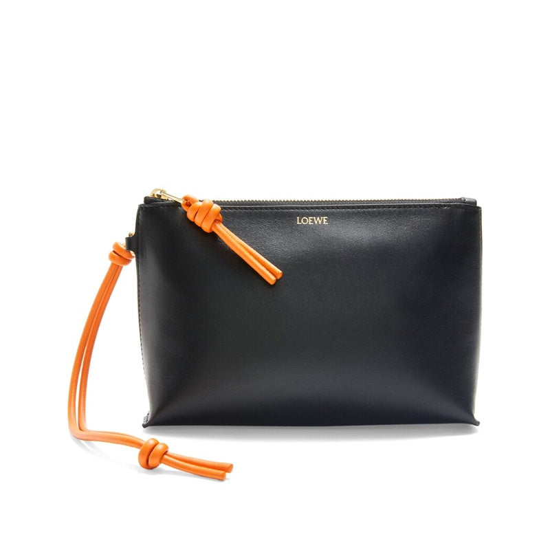 Bolsa Clutch Knot T - Mercado de Luxo - O Maior E-Commerce de Bens, Produtos e Serviços de Luxo do Brasil.