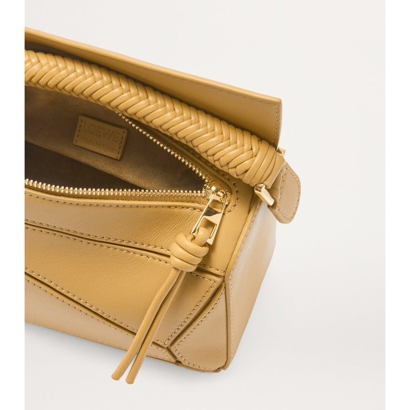 Bolsa Handle Mini Puzzle