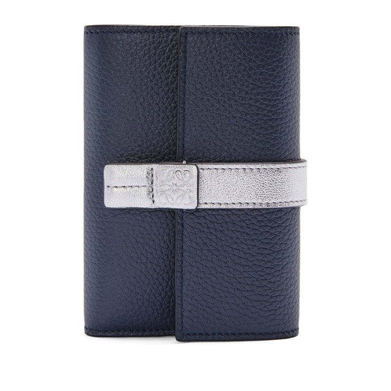 Bolsa Wallet Small Vertical - Mercado de Luxo - O Maior E-Commerce de Bens, Produtos e Serviços de Luxo do Brasil.