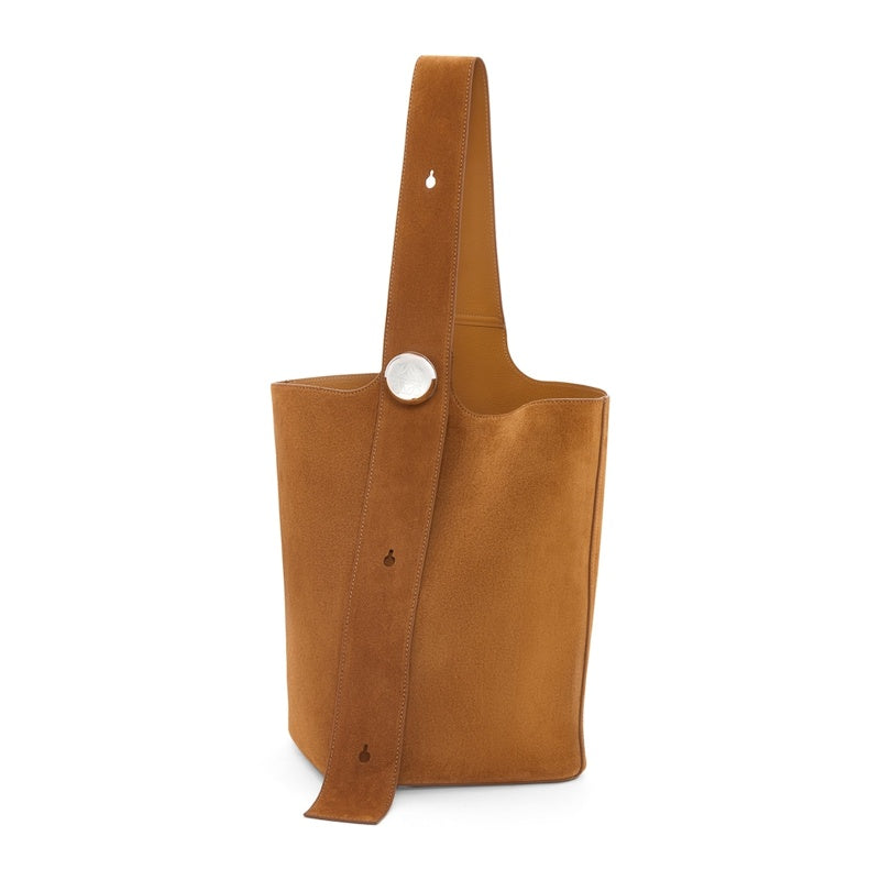 Bolsa Tote Large Suede Pebble - Mercado de Luxo - O Maior E-Commerce de Bens, Produtos e Serviços de Luxo do Brasil.